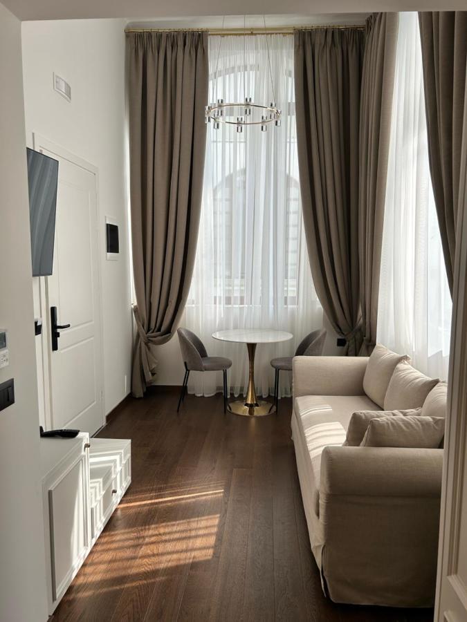 Jensen Luxury Suites Rhodes City ภายนอก รูปภาพ
