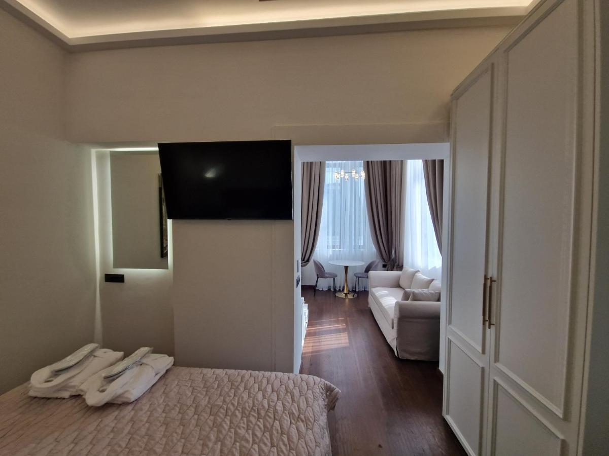 Jensen Luxury Suites Rhodes City ภายนอก รูปภาพ