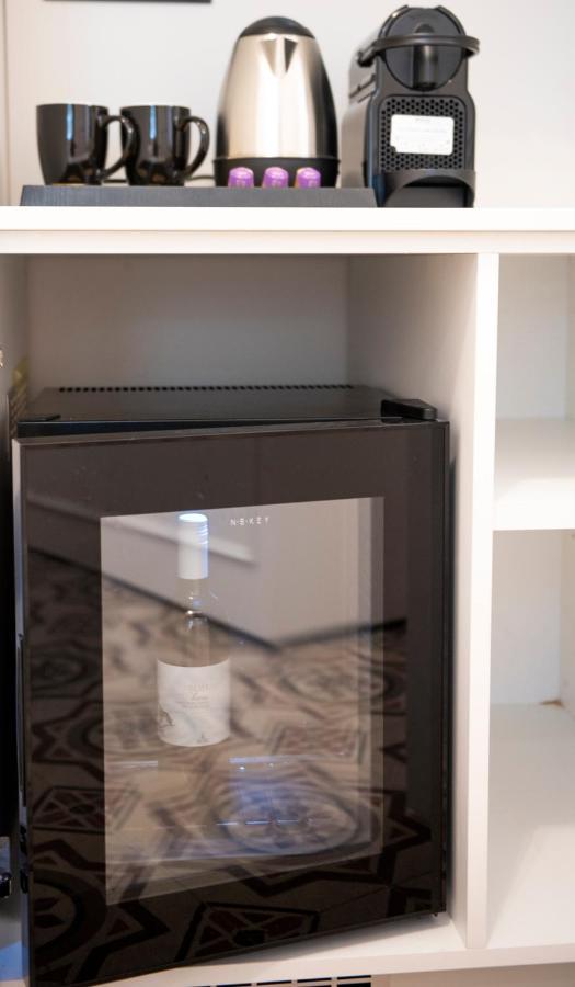 Jensen Luxury Suites Rhodes City ภายนอก รูปภาพ