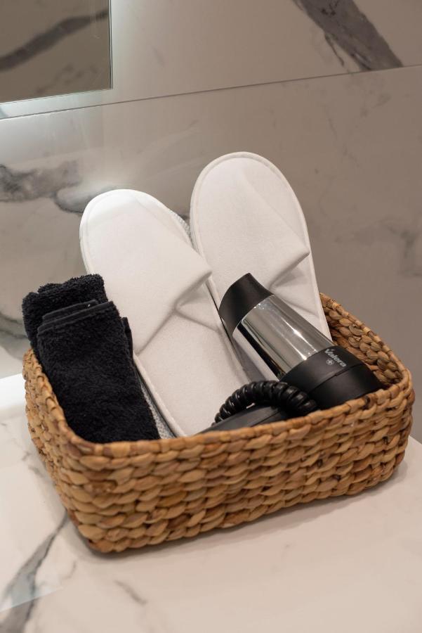 Jensen Luxury Suites Rhodes City ภายนอก รูปภาพ