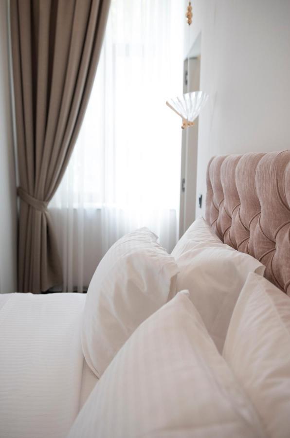 Jensen Luxury Suites Rhodes City ภายนอก รูปภาพ