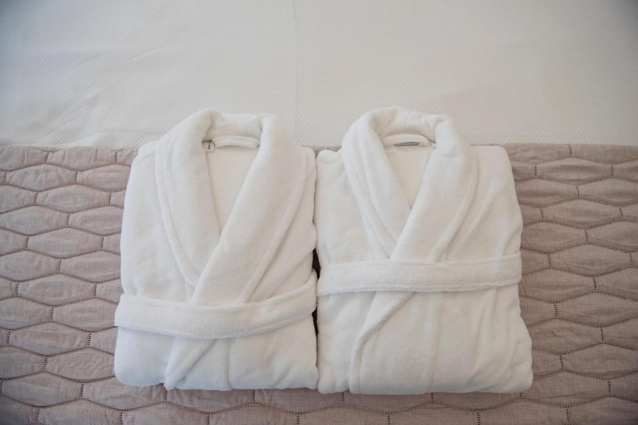 Jensen Luxury Suites Rhodes City ภายนอก รูปภาพ