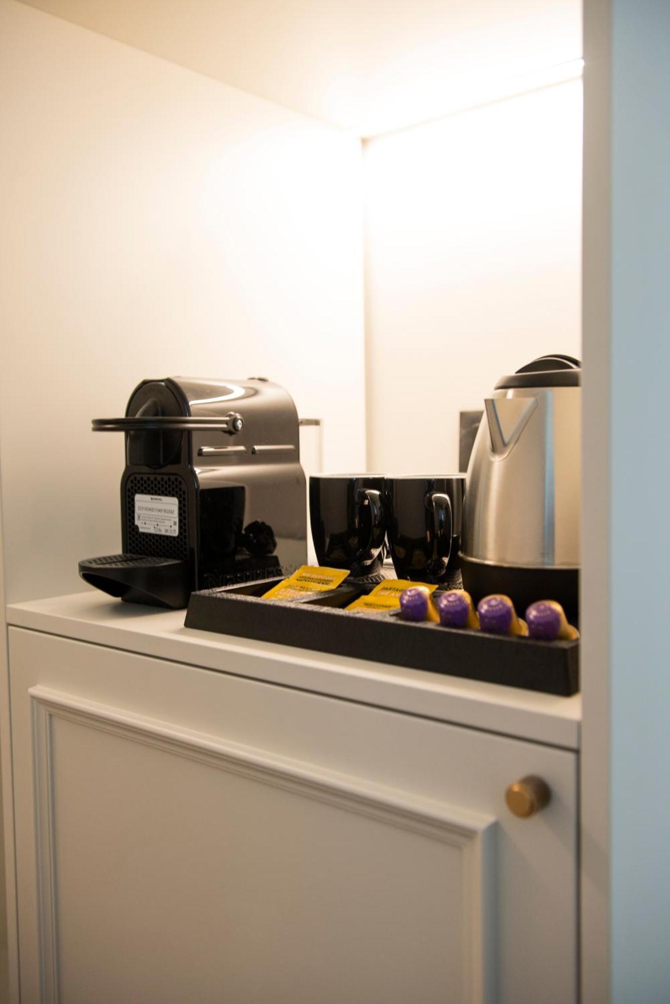 Jensen Luxury Suites Rhodes City ภายนอก รูปภาพ