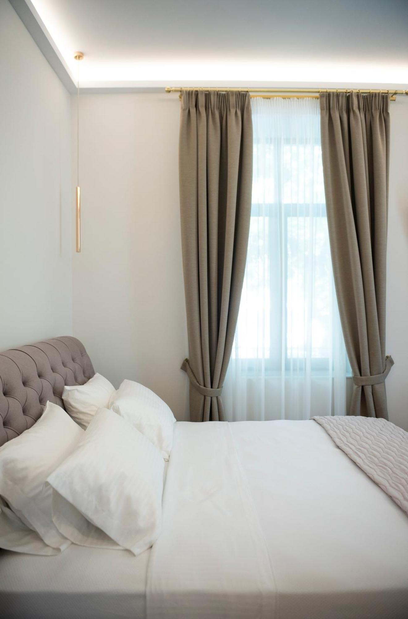 Jensen Luxury Suites Rhodes City ภายนอก รูปภาพ
