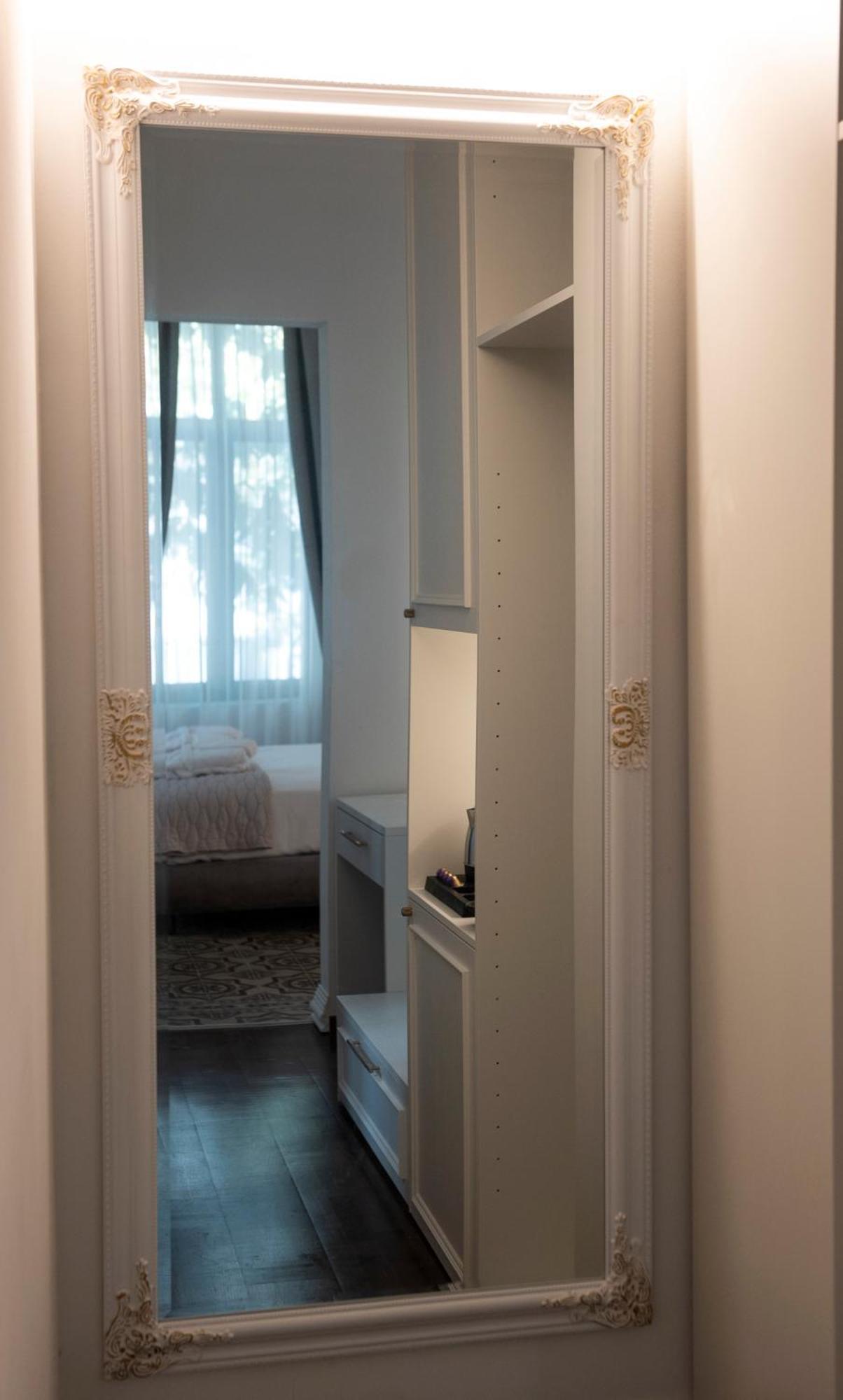 Jensen Luxury Suites Rhodes City ภายนอก รูปภาพ