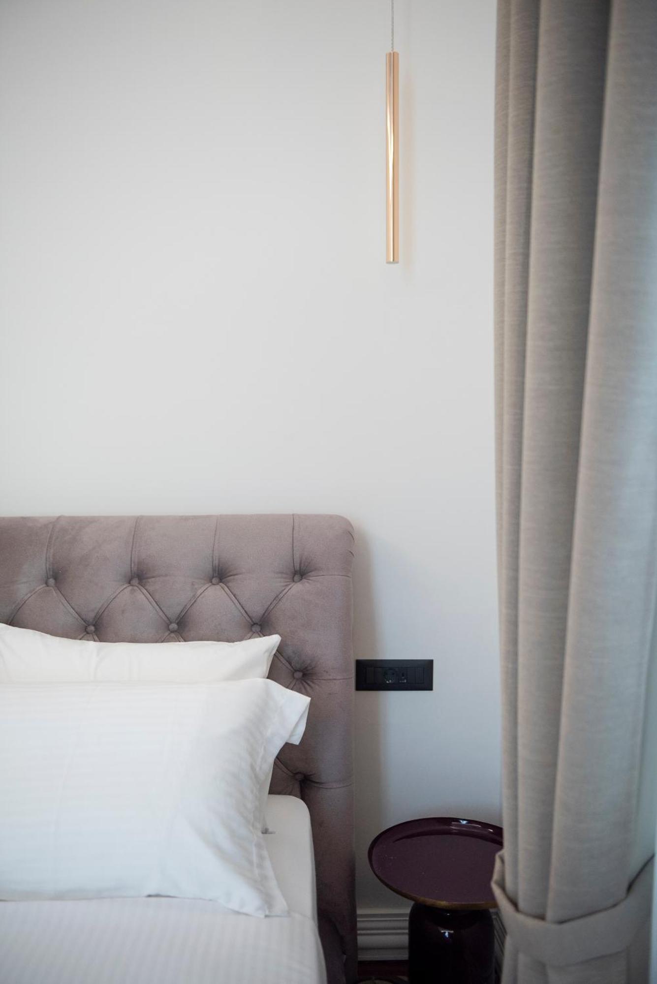 Jensen Luxury Suites Rhodes City ภายนอก รูปภาพ